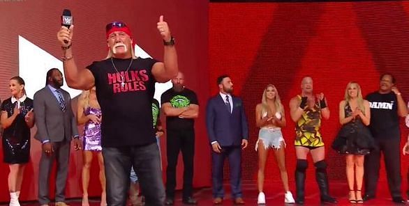 WWE Hall of Famer Hulk Hogan Gets The Party Started At RAW Reunion
