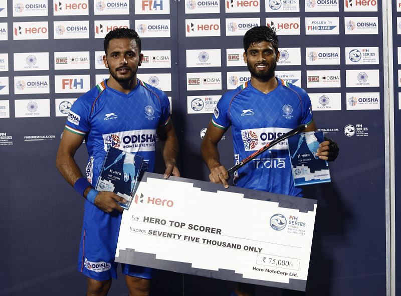 Harmanpreet and Varun after the finals of the FIH Series