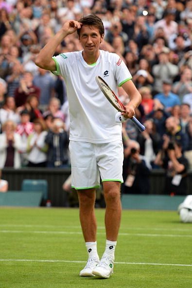 Stakhovsky stuns Federer in the 2013 Wimbledon second round