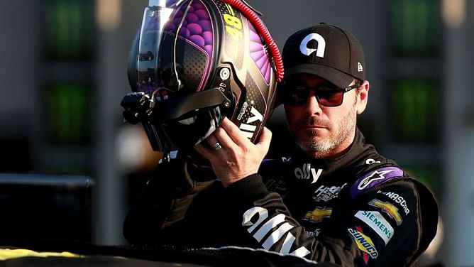 Jimmie Johnson changes crew chief as clock ticks on Cup Series playoffs