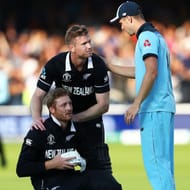 Martin Guptill being consoled by Jimmy Neesham and Chris Woakes
