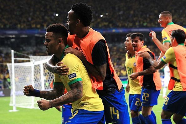 Brazil advance to face either of Chile or Peru in the finals at Maracana