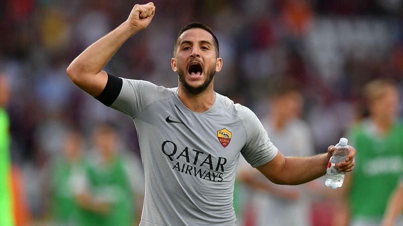 Manolas completes Napoli switch