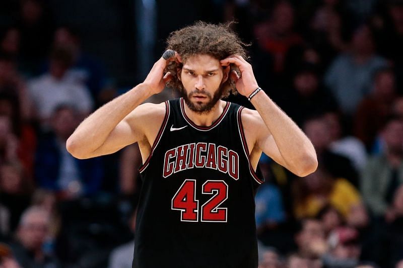 Robin Lopez signed with the league-leading Milwaukee Bucks recently.