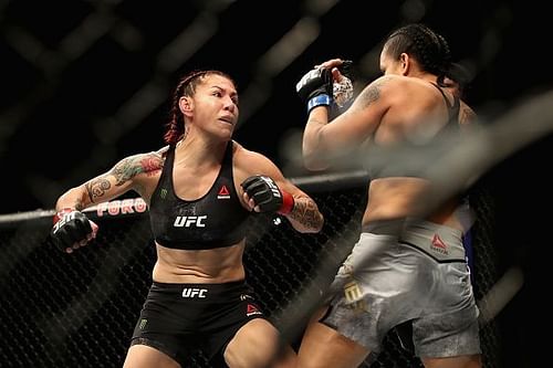 UFC 232 - Cyborg vs Nunes