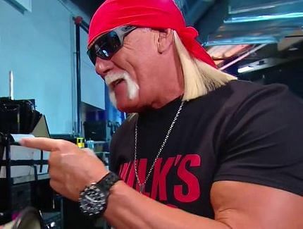 The Immortal Hulk Hogan Returns To RAW