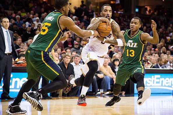 Utah Jazz traded Favors to free up cap space