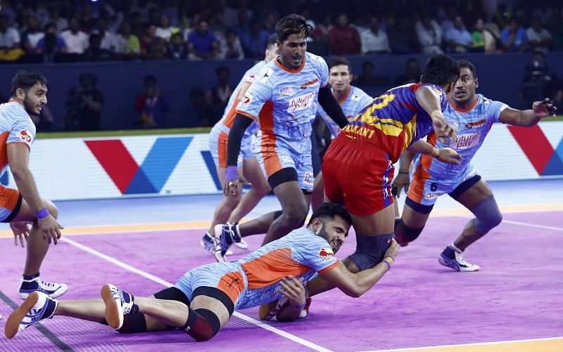 Pro Kabaddi 2019: Bengal Warriors trounce UP Yoddha 48-17