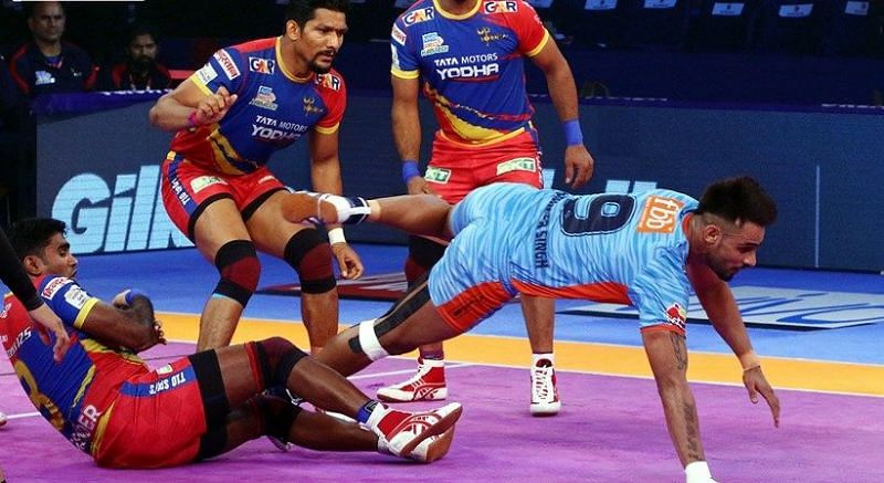 Maninder Singh plays like a fierce lion on the kabaddi mat
