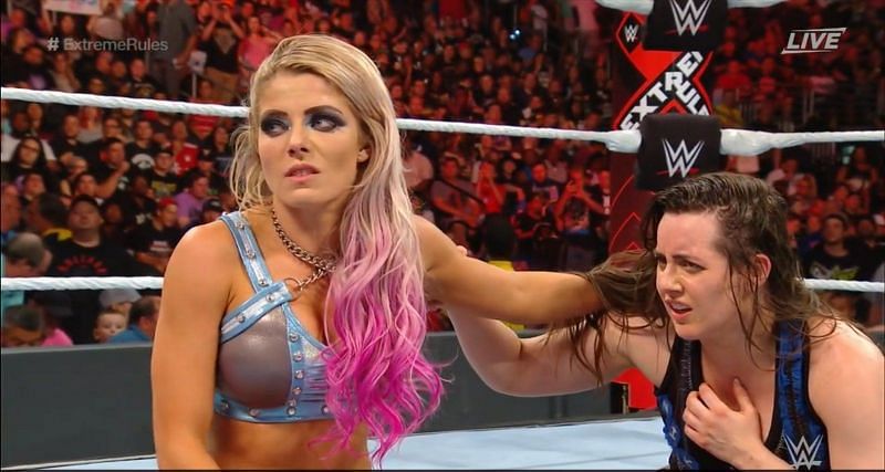 Alexa Bliss and Nikki Cross lost to Bayley at Extreme Rules