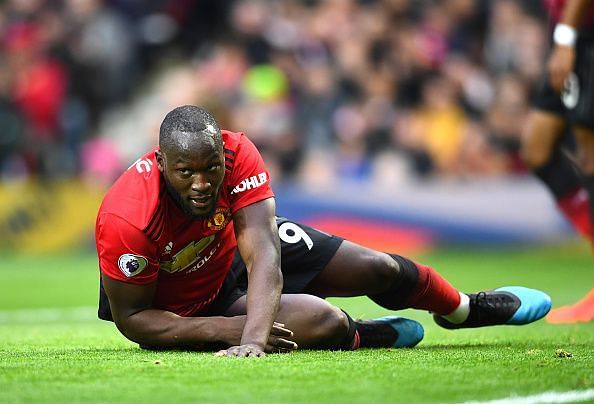 Romelu Lukaku in action for Manchester United - Premier League 2018-19