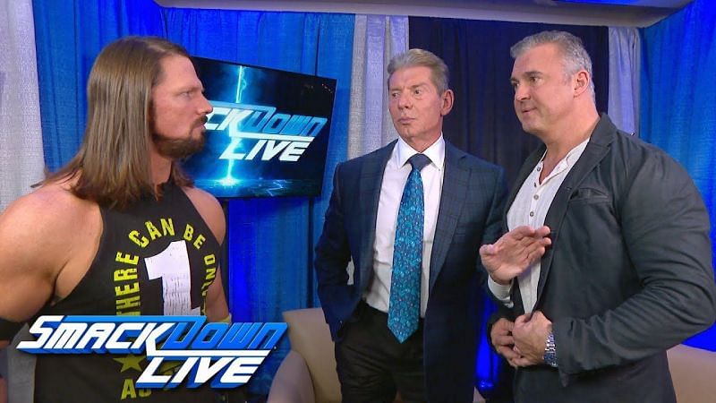 WWE&#039;s SmackDown Live show is one of the most popular presentations on TV today