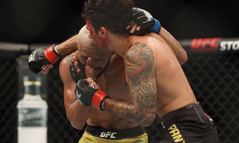 Flyweights Deiveson Figueiredo and Alexandre Pantoja put on the Fight of the Night