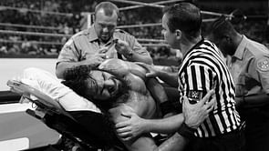 WWE न्यूज़: ब्रॉक लैसनर के हाथों पिटाई खाने के बाद सैथ रॉलिंस ने की कंपनी से अजीब मांग