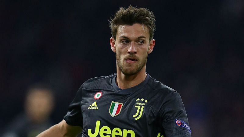 He has to consider his options - Rugani agent hints at Juventus exit