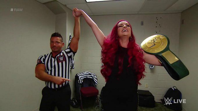 Maria Kanellis is 24/7 champ after winning it from her husband