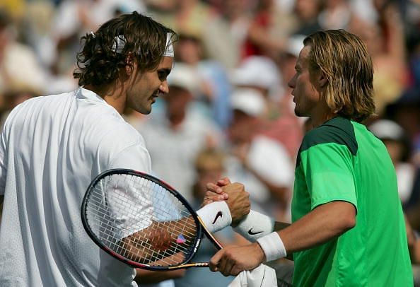 Federer beats Hewitt in the 2005 Indian Wells final