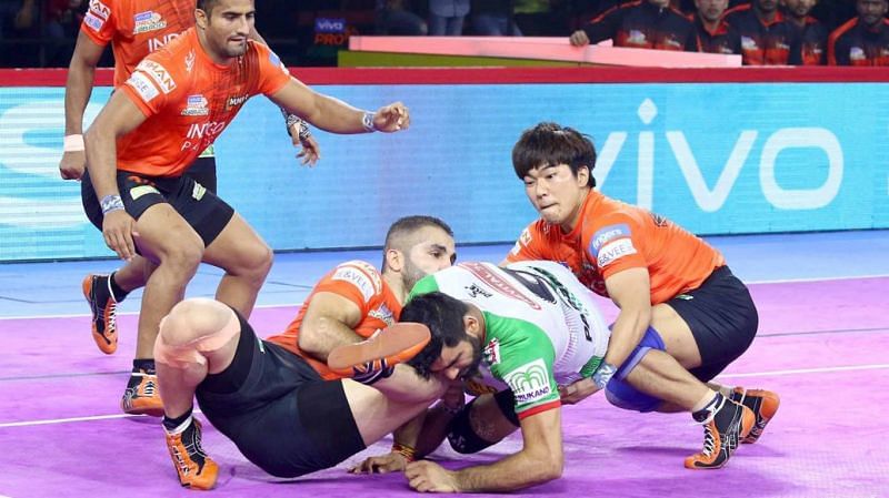 Can the U Mumba defence contain the raiding might of the Steelers?