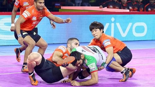 Can the U Mumba defence contain the raiding might of the Steelers?