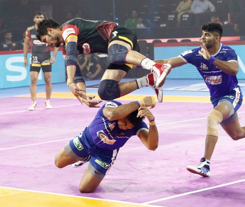 Haryana Steelers put up a tremendous game and won the close-called battle against the Bengaluru Bulls