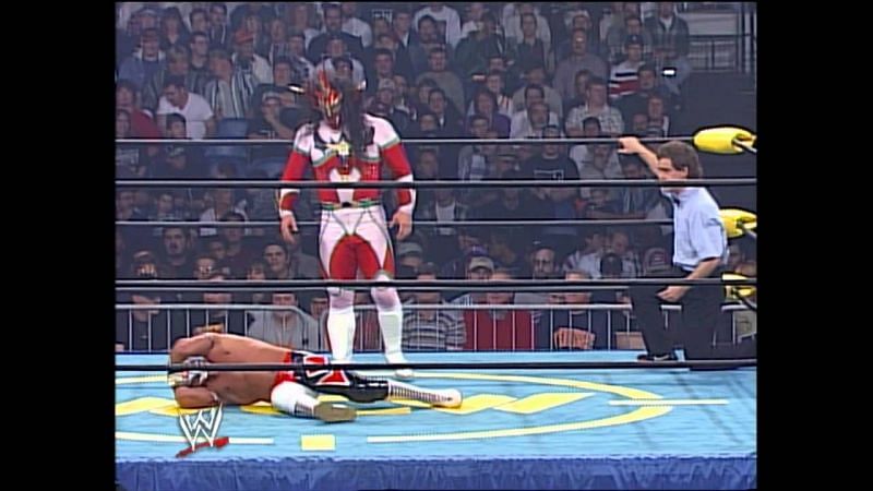 Two of the most famous masked wrestlers ever faced off just once in WCW.