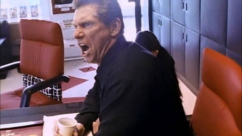 WWE Rumors: Vince McMahon re-wrote entire SmackDown Live script 2 hours before the show