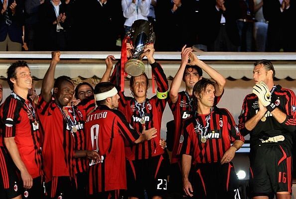 Milan beats Sevilla in the 2007 final to win a record 5th UEFA Super Cup
