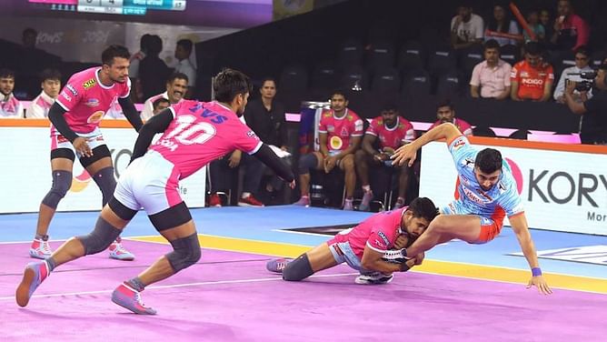 Dream11 Kabaddi Prediction: Dabang Delhi K.C. vs Jaipur Pink Panthers - Fantasy Kabaddi Tips, Pro Kabaddi 2019, Match 27