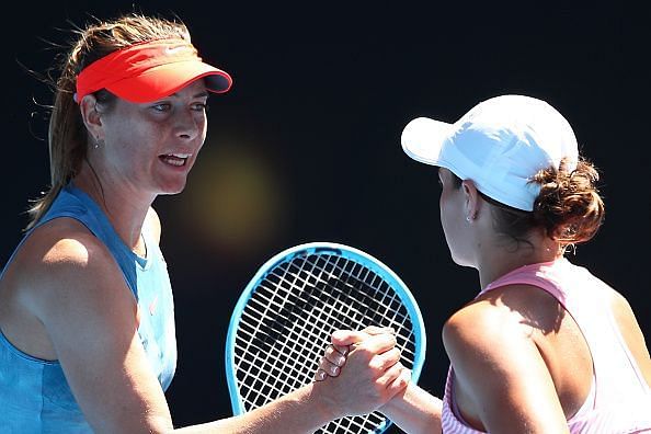 Maria Sharapova(L) and Ashleigh Barty