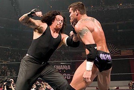 The Undertaker vs Randy Orton