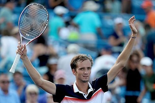 Medvedev exults after beating Goffin to win his 1st Masters title at 2019 Cincinnati