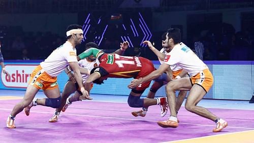 Surjeet Singh led his team from the front to ensure that Puneri Paltan do not lose a single match in the Chennai leg