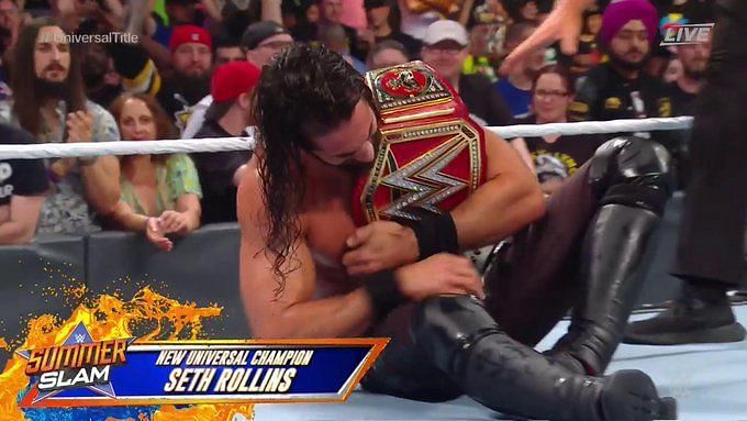 Rollins regains his Universal Title