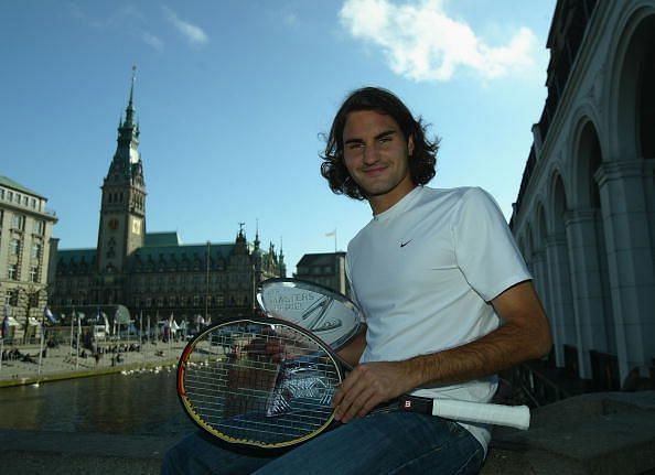 Federer celebrates his 3rd Masters 1000 title at 2004 Hamburg