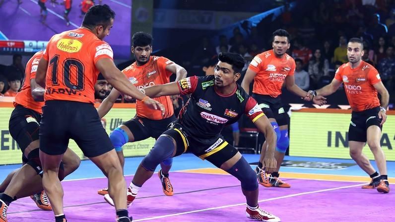 Pawan scored his first Super 10 of PKL 7.