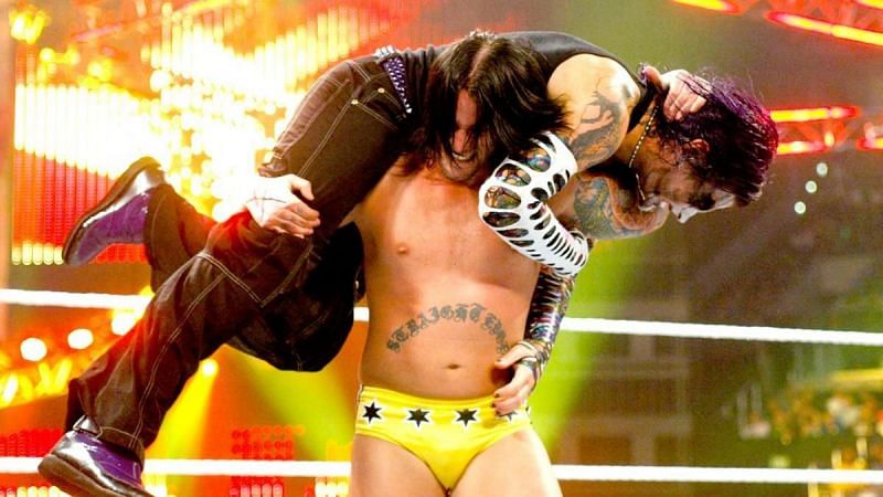 Hardy lost his World Heavyweight Championship in a TLC match to CM Punk in 2009