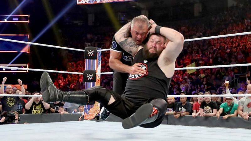 Shane McMahon vs Kevin Owens - Stunned with a stunner!