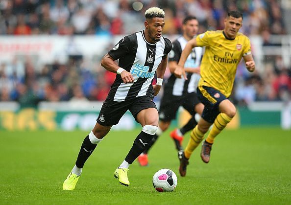 Newcastle United v Arsenal FC - Premier League