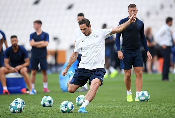 Frank Lampard started with Jorginho against United on Sunday.