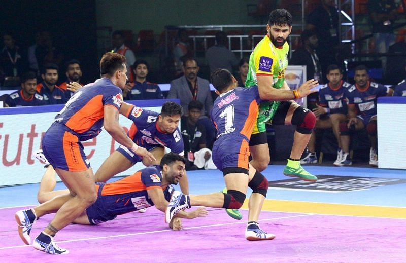Bengal Warriors demolished the Pirates in a heated battle