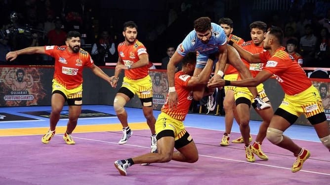 Pro Kabaddi 2019, Match 41: Gujarat Fortune Giants v Bengal Warriors | Match preview, predictions and telecast details - Who will win today's match?