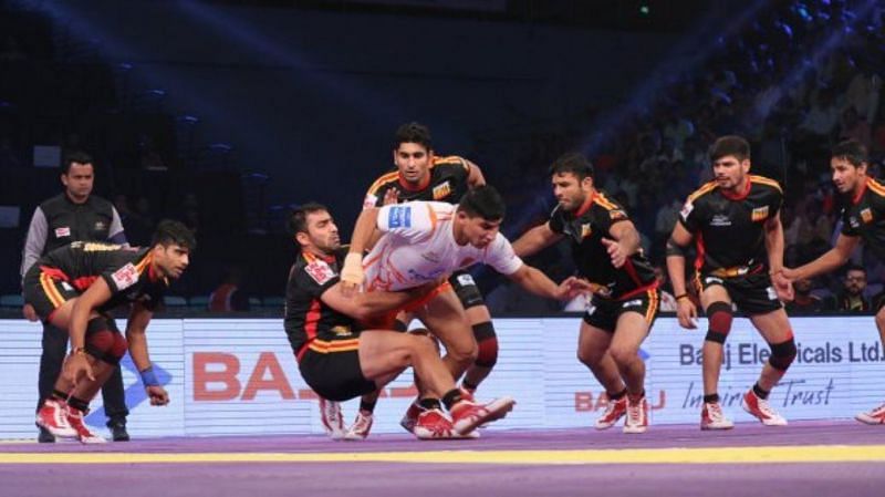 Mohit Chhillar executing a back hold