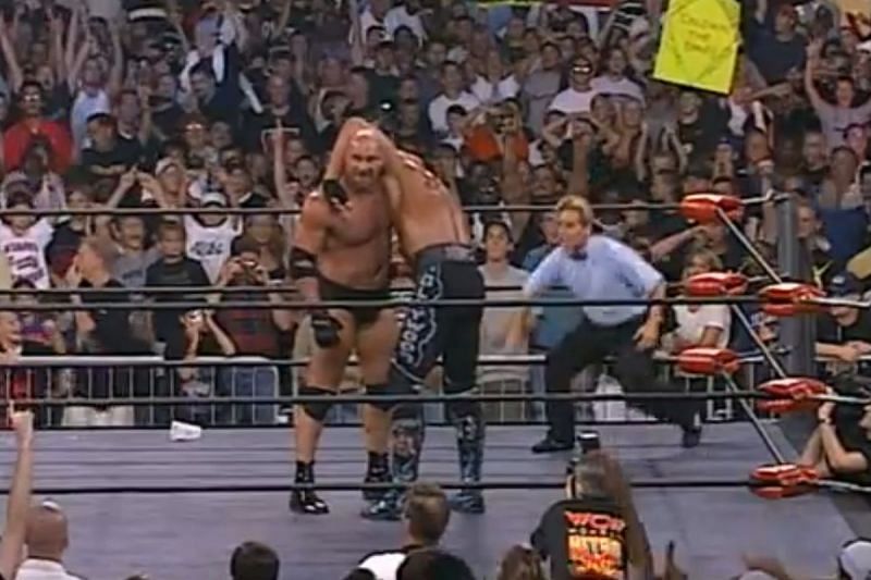 Goldberg vs Hogan
