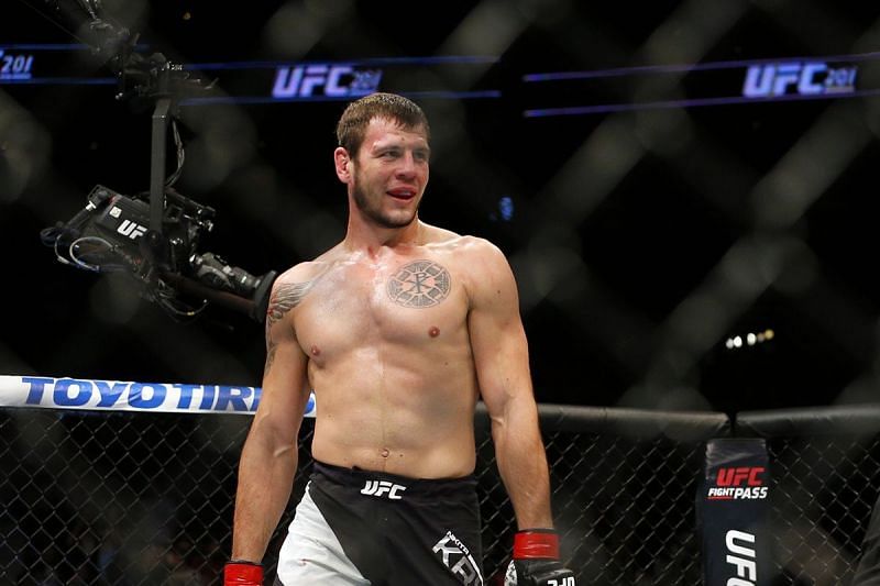 Can Nikita Krylov overcome veteran Glover Teixeira?