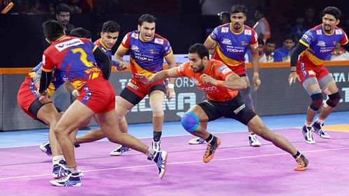 Abhishek Singh picked up a Super 10 for U Mumba