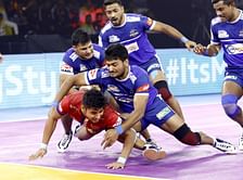 Haryana Steelers take on Jaipur Pink Panthers at Kolkata