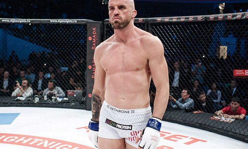 Peter Queally landed a stunning TKO victory tonight at Bellator Dublin