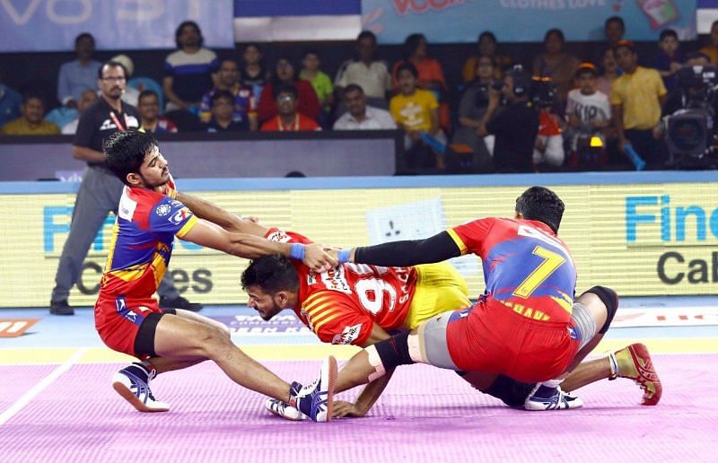 UP Yoddha snatch victory from Gujarat Fortune Giants in a splendid fashion