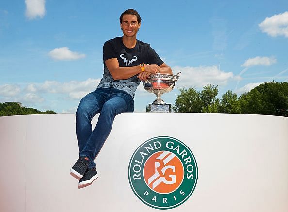 Nadal poses after winning his 10th Roland Garros title in 2017