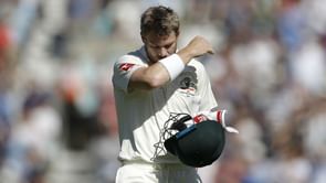 Ashes 2019: Broad adds to Warner woes as England scent victory